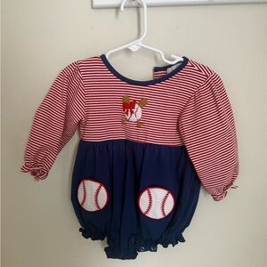 French knot baseball bubble